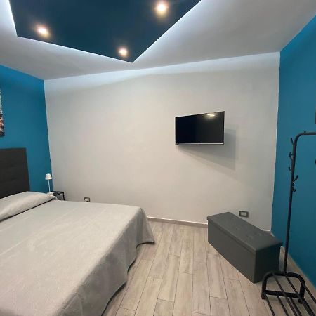 Casa Vacanze Figurelle Napoli Bagian luar foto