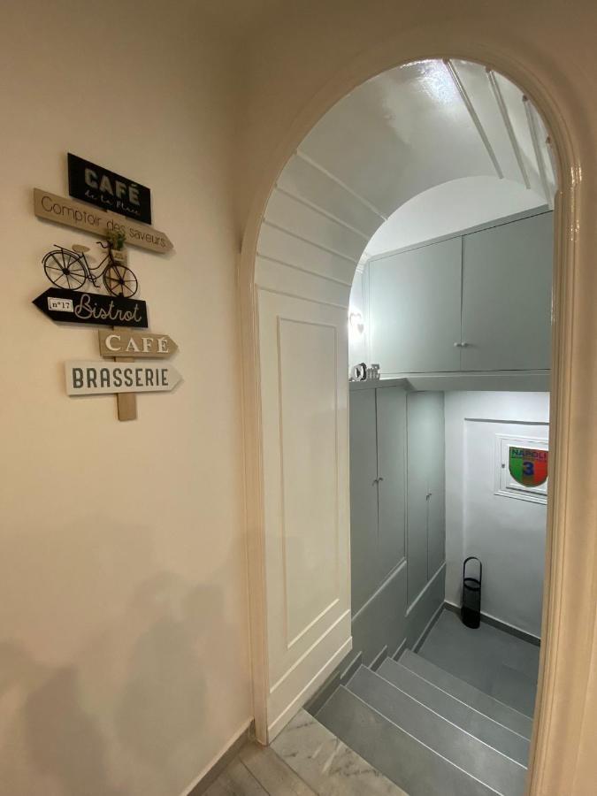 Casa Vacanze Figurelle Napoli Bagian luar foto